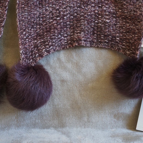 UGG QUATRO POM POM CASHMERE SCARF, 10" x 68" LONG - Picture 7 of 8